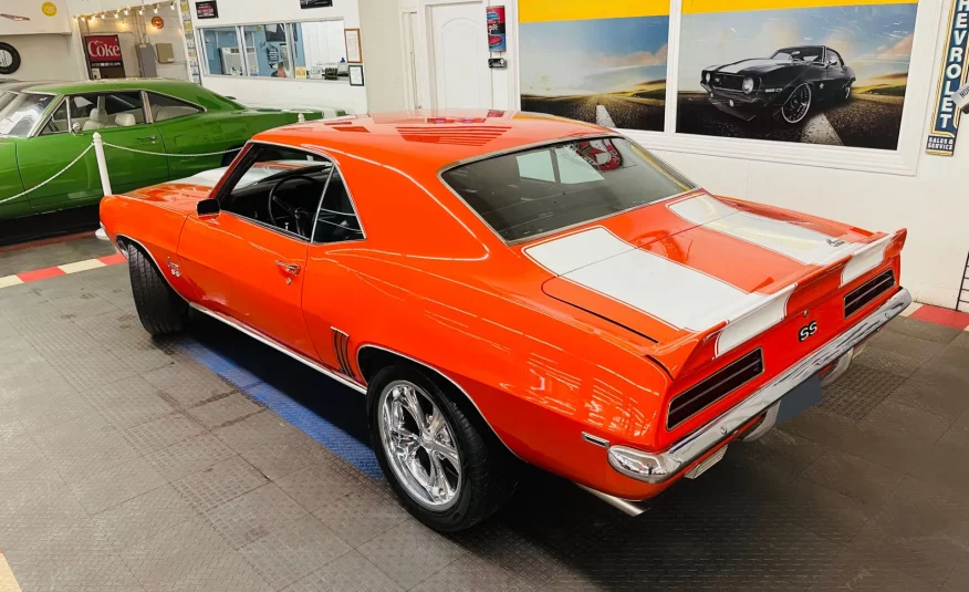 1969 Chevrolet Camaro RS SS